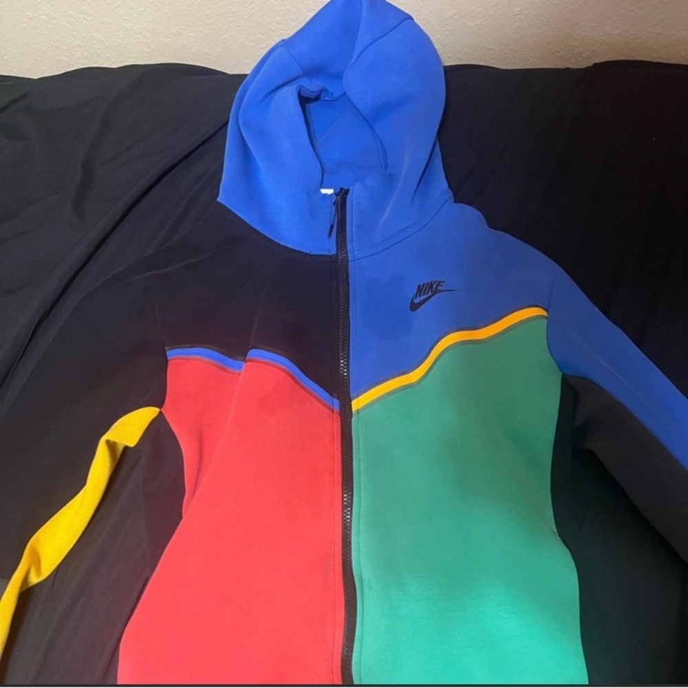 Nike tech fleece